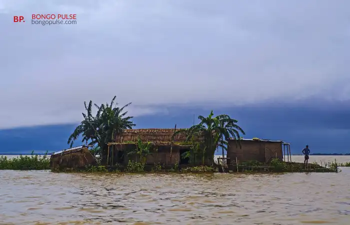 Read more about the article সিলেটে বন্যা: প্রাকৃতিক দুর্যোগ, অব্যবস্থাপনা ও আমাদের ভবিষ্যৎ